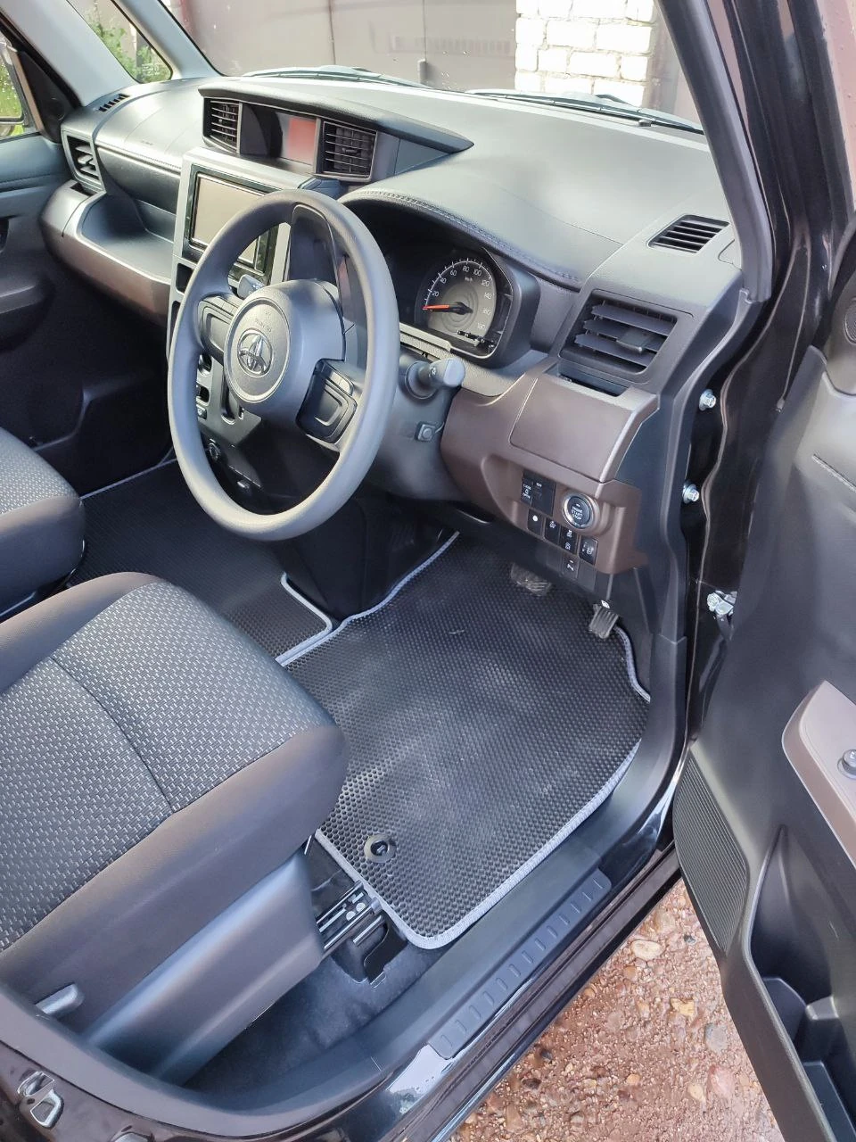 Toyota Roomy, 2021г, передний привод, вариатор