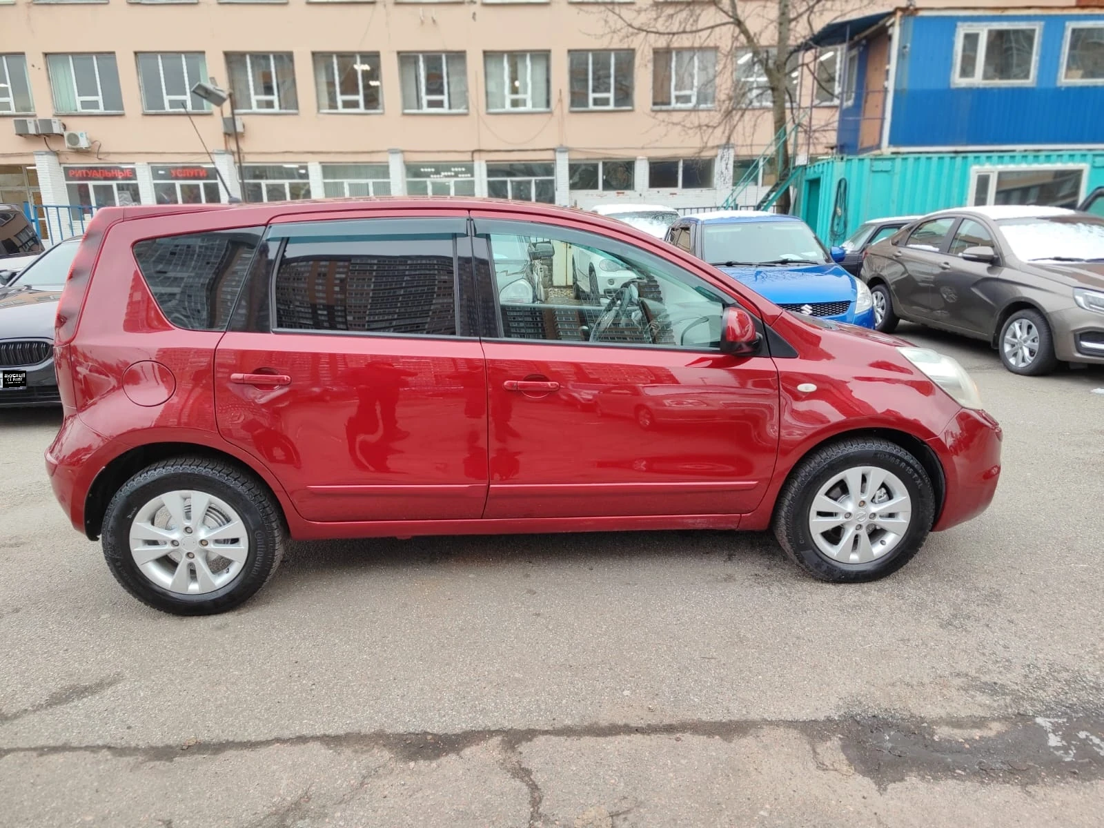 Nissan Note, 2012г, передний привод, автомат