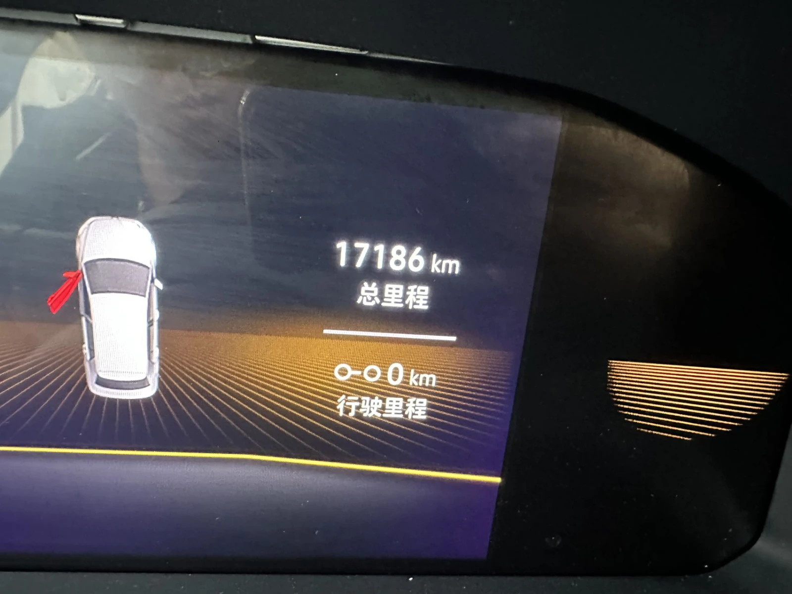 Volkswagen T-Roc, 2023г, передний привод, робот