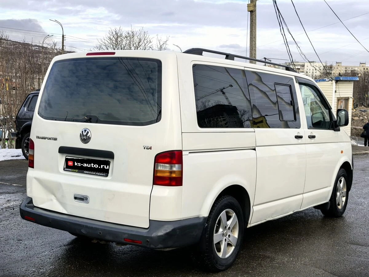 Volkswagen Transporter, 2003г, передний привод, механика