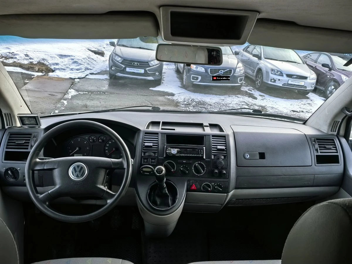 Volkswagen Transporter, 2003г, передний привод, механика
