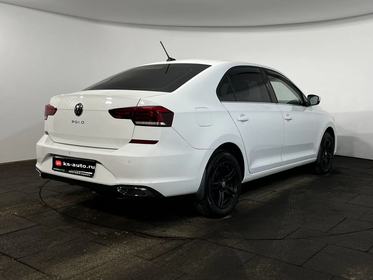 Volkswagen Polo, 2020г, передний привод, механика