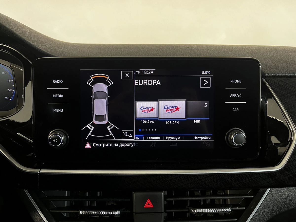 Volkswagen Polo, 2020г, передний привод, механика