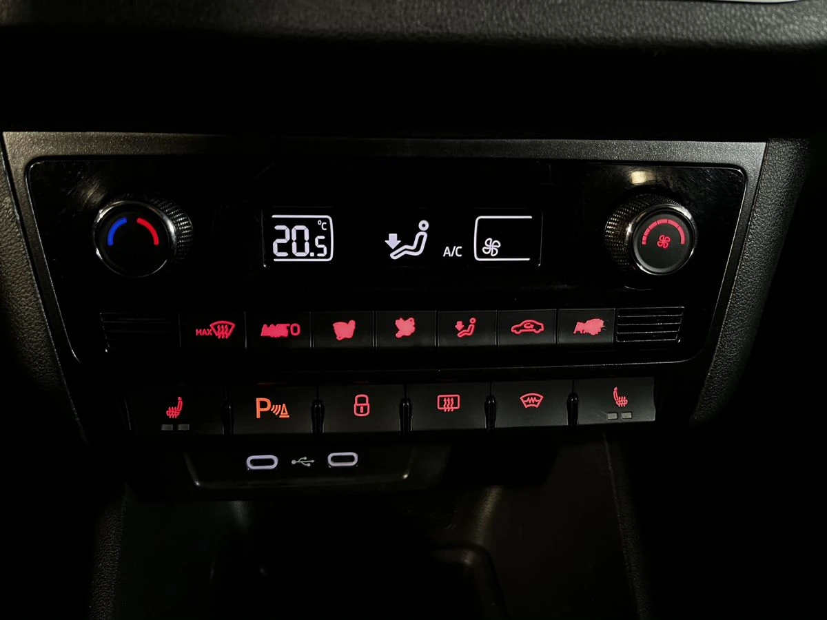 Volkswagen Polo, 2020г, передний привод, механика