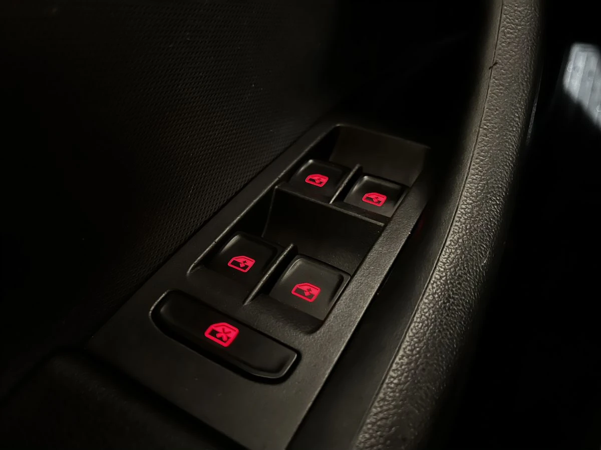 Volkswagen Polo, 2020г, передний привод, механика