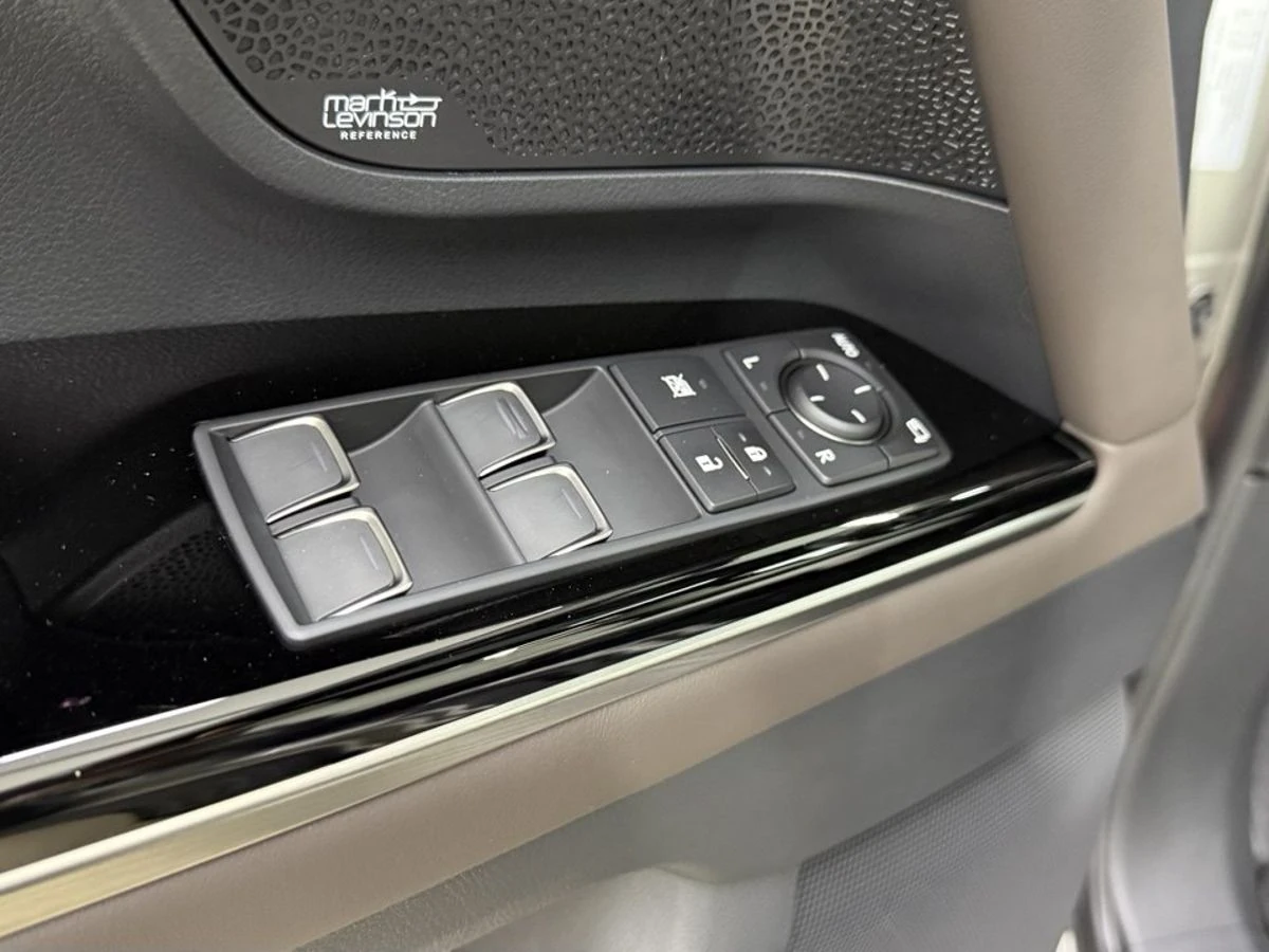 Lexus LX, 2025г, полный привод, автомат