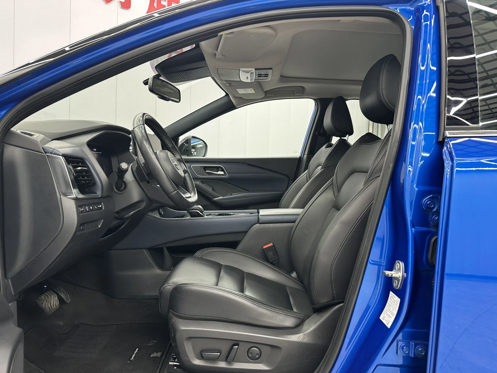 Nissan Qashqai, 2023г, передний привод, вариатор