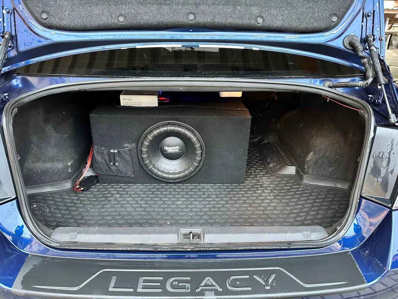 Subaru Legacy, 2011г, полный привод, вариатор