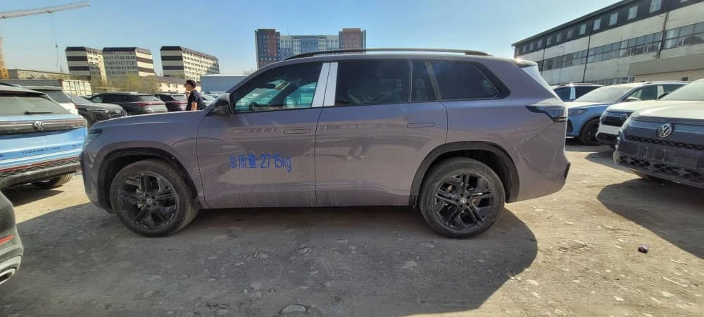 Volkswagen Teramont, 2026г, полный привод, робот