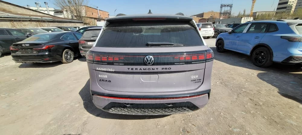 Volkswagen Teramont, 2026г, полный привод, робот
