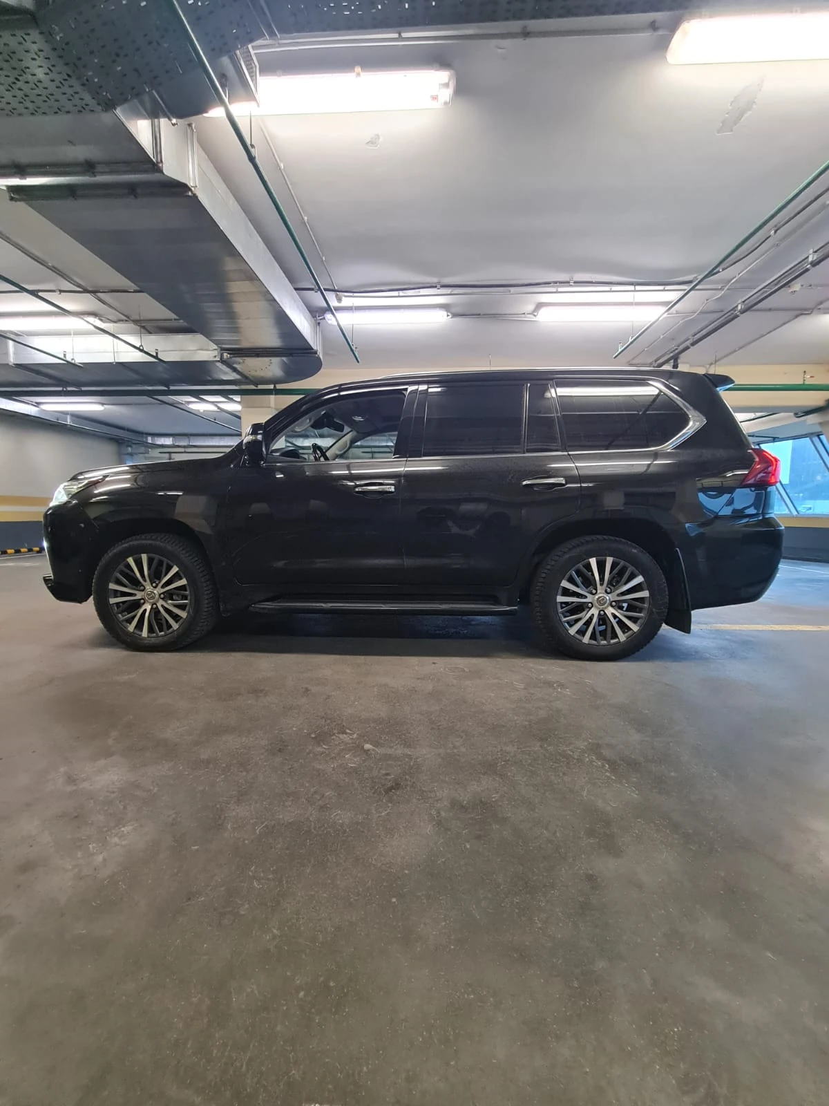 Lexus LX, 2021г, полный привод, автомат