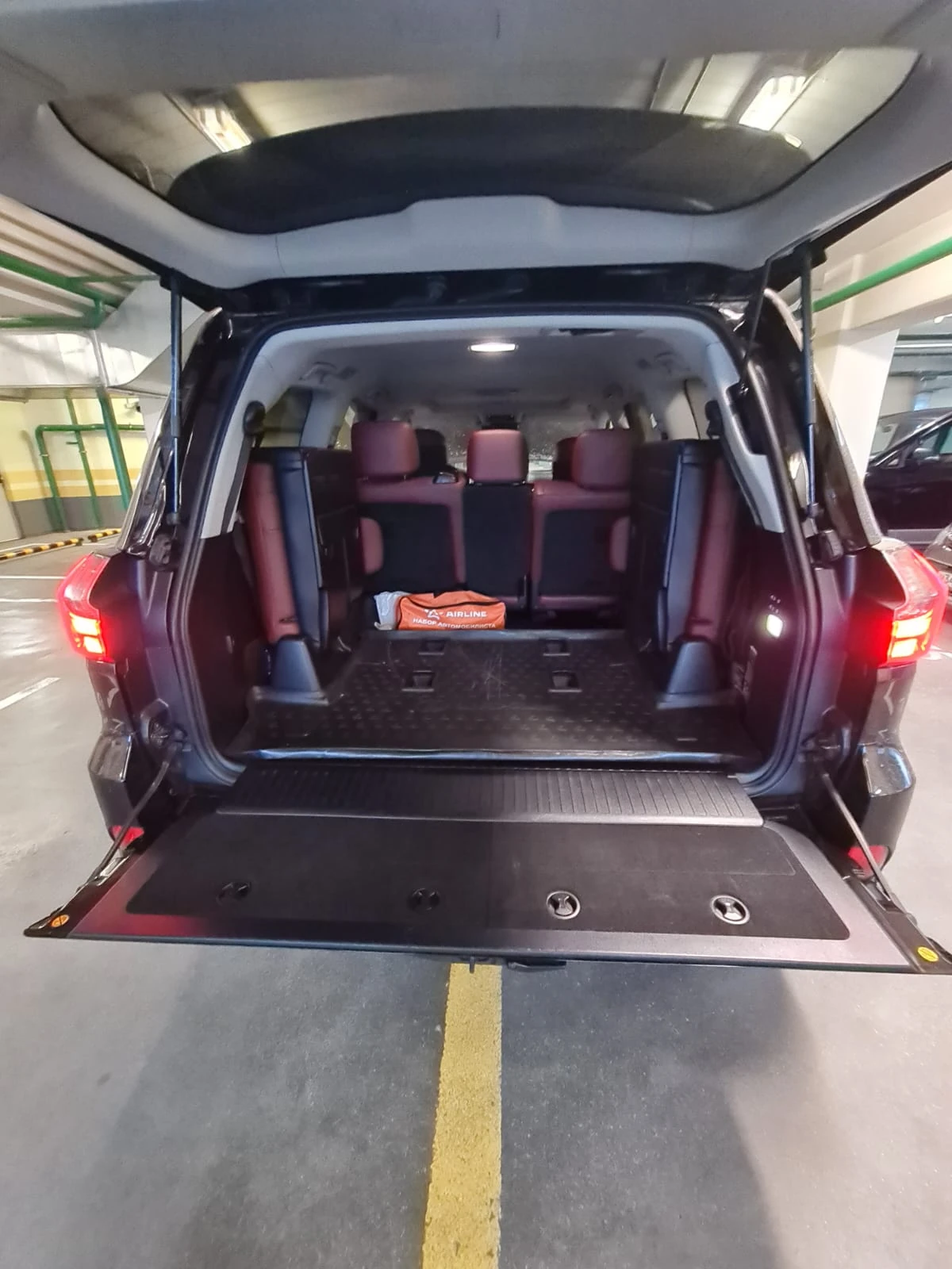 Lexus LX, 2021г, полный привод, автомат