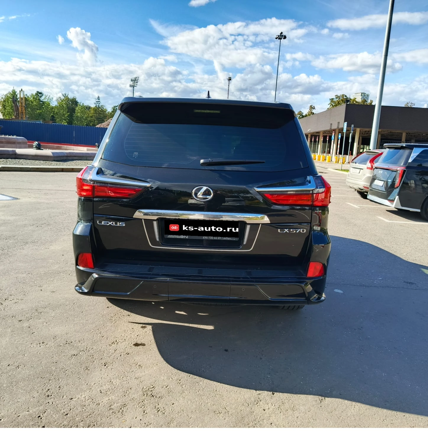 Lexus LX, 2021г, полный привод, автомат