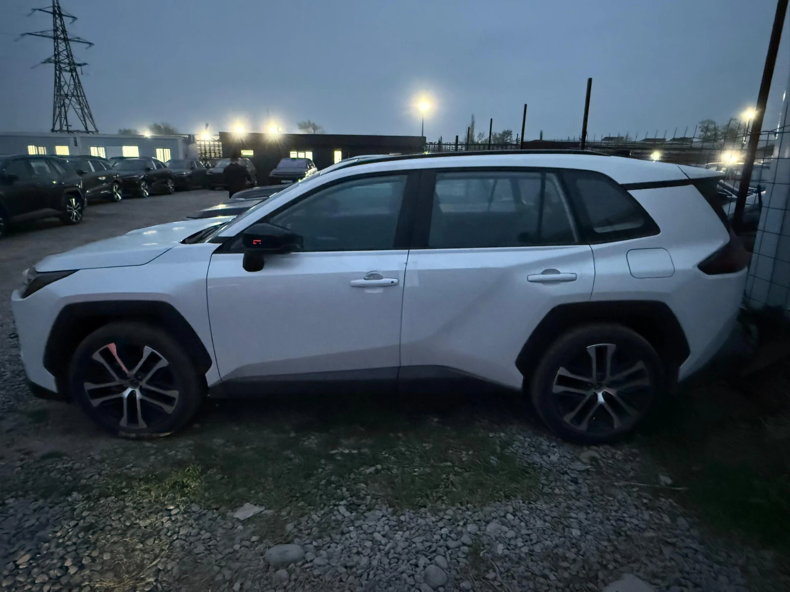 Toyota Wildlander, 2026г, полный привод, вариатор