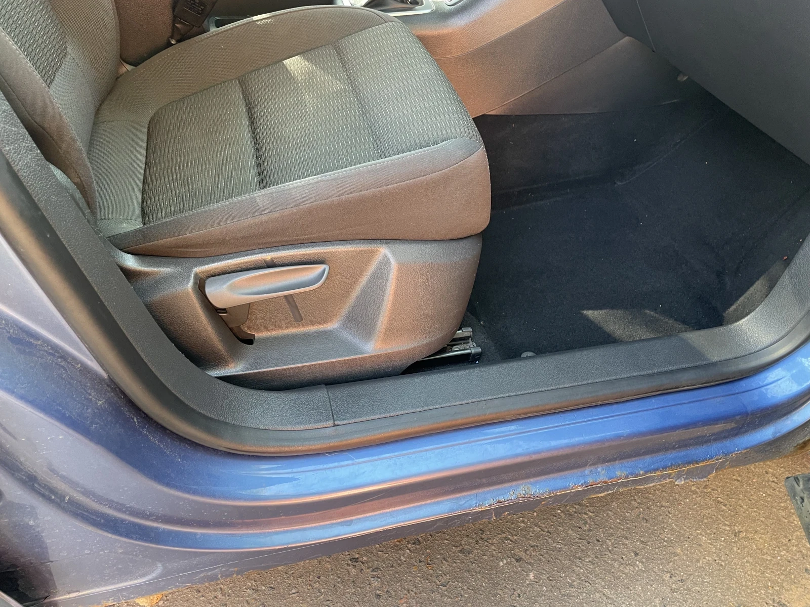 Volkswagen Tiguan, 2011г, полный привод, автомат