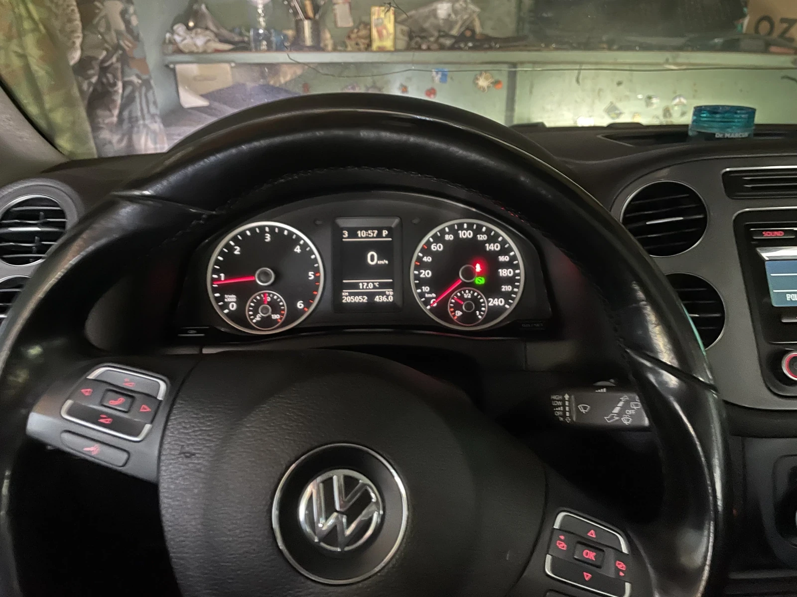 Volkswagen Tiguan, 2011г, полный привод, автомат