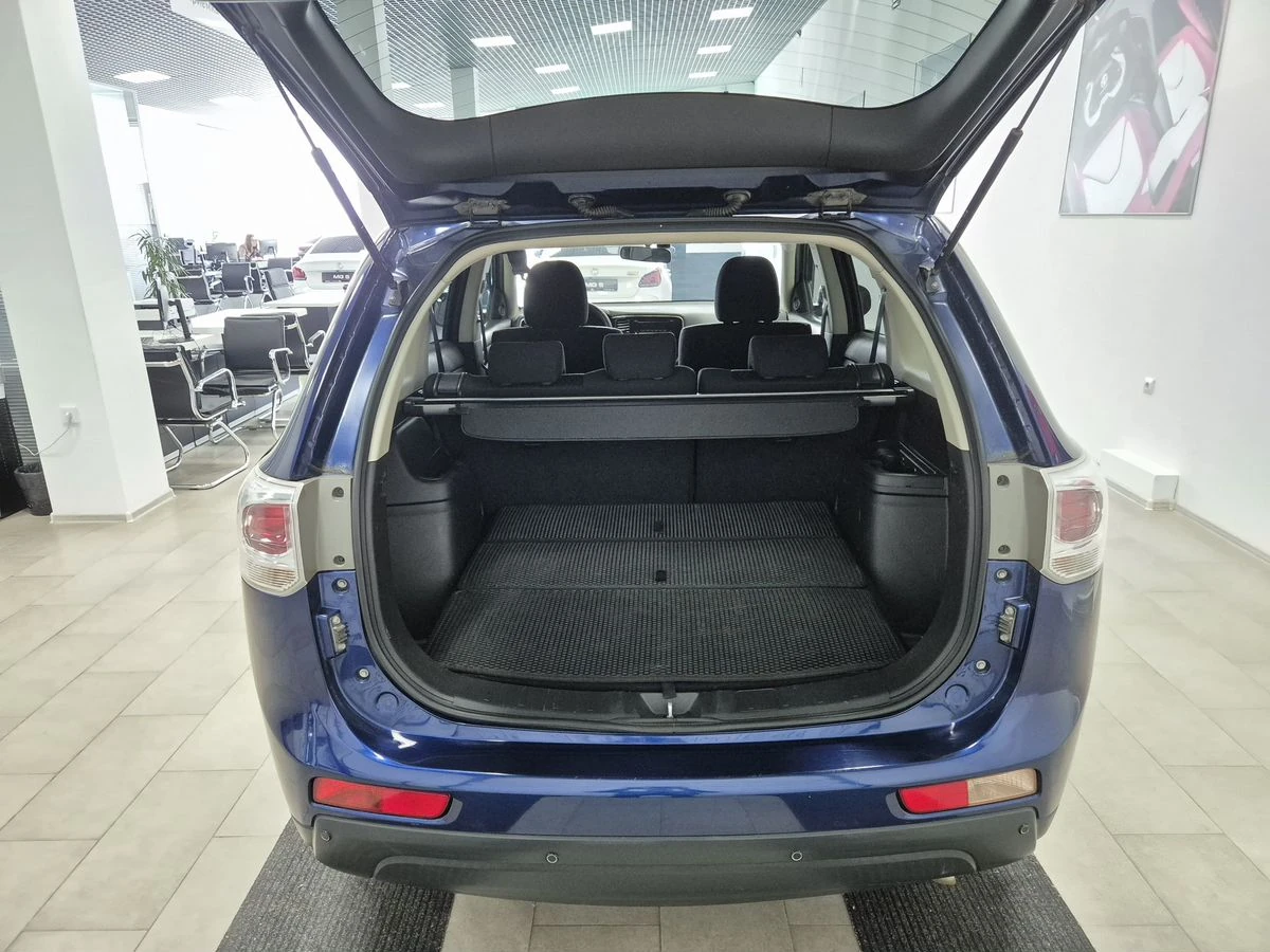 Mitsubishi Outlander, 2013г, полный привод, вариатор
