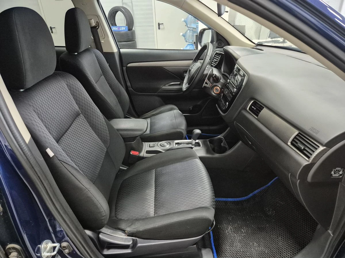 Mitsubishi Outlander, 2013г, полный привод, вариатор