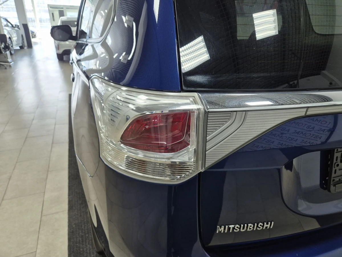 Mitsubishi Outlander, 2013г, полный привод, вариатор