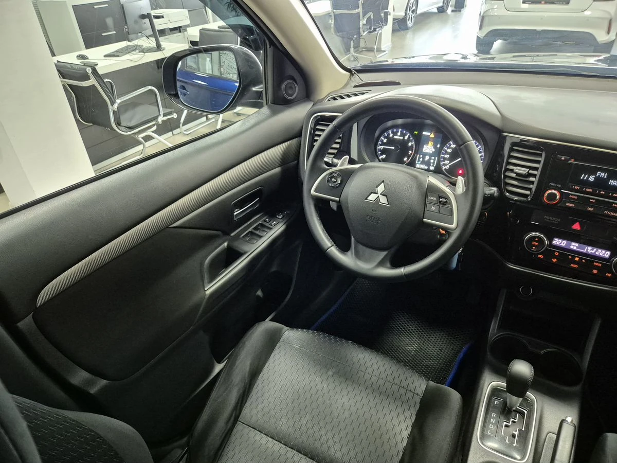 Mitsubishi Outlander, 2013г, полный привод, вариатор