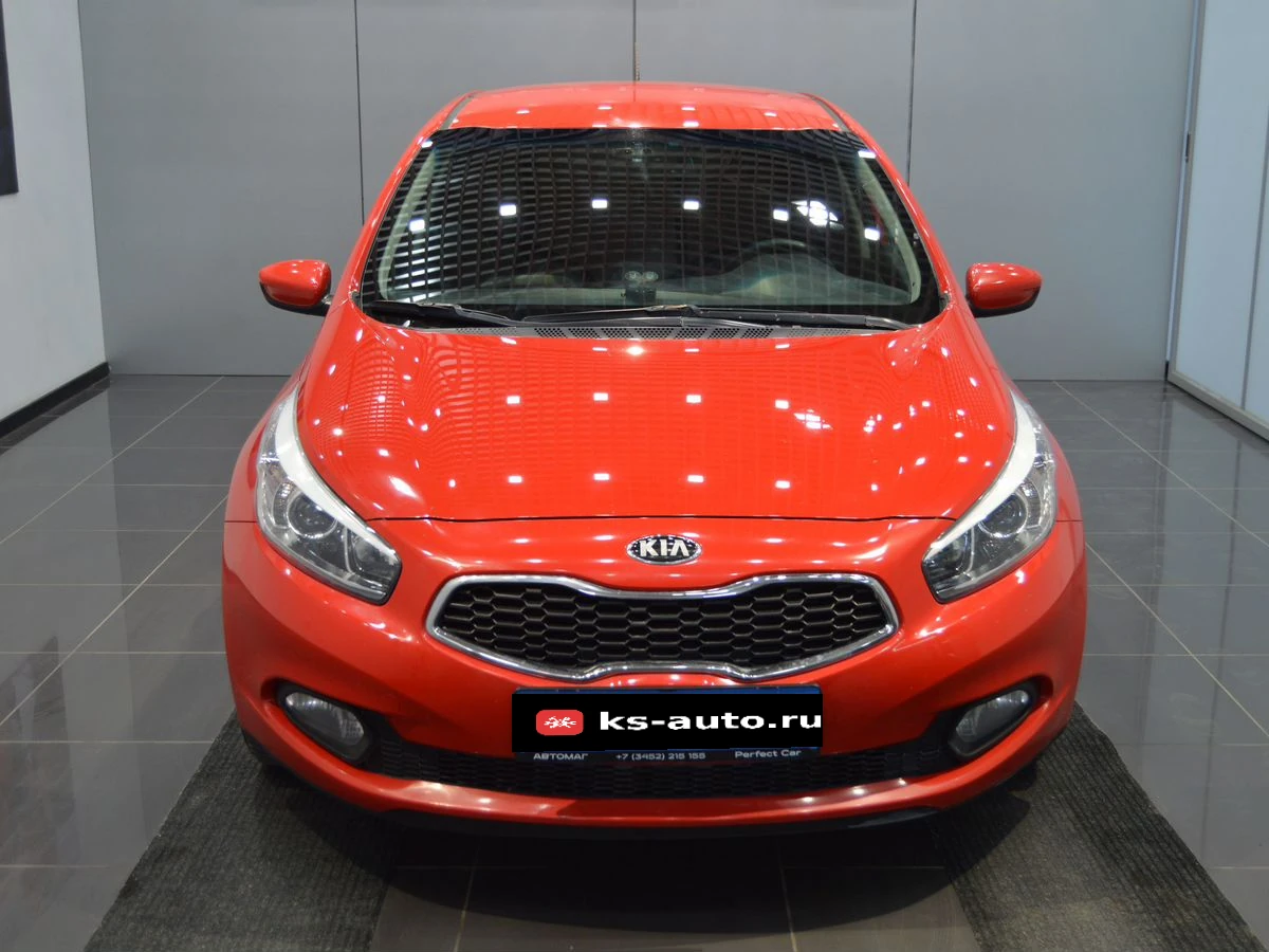 Kia Ceed, 2013г, передний привод, автомат