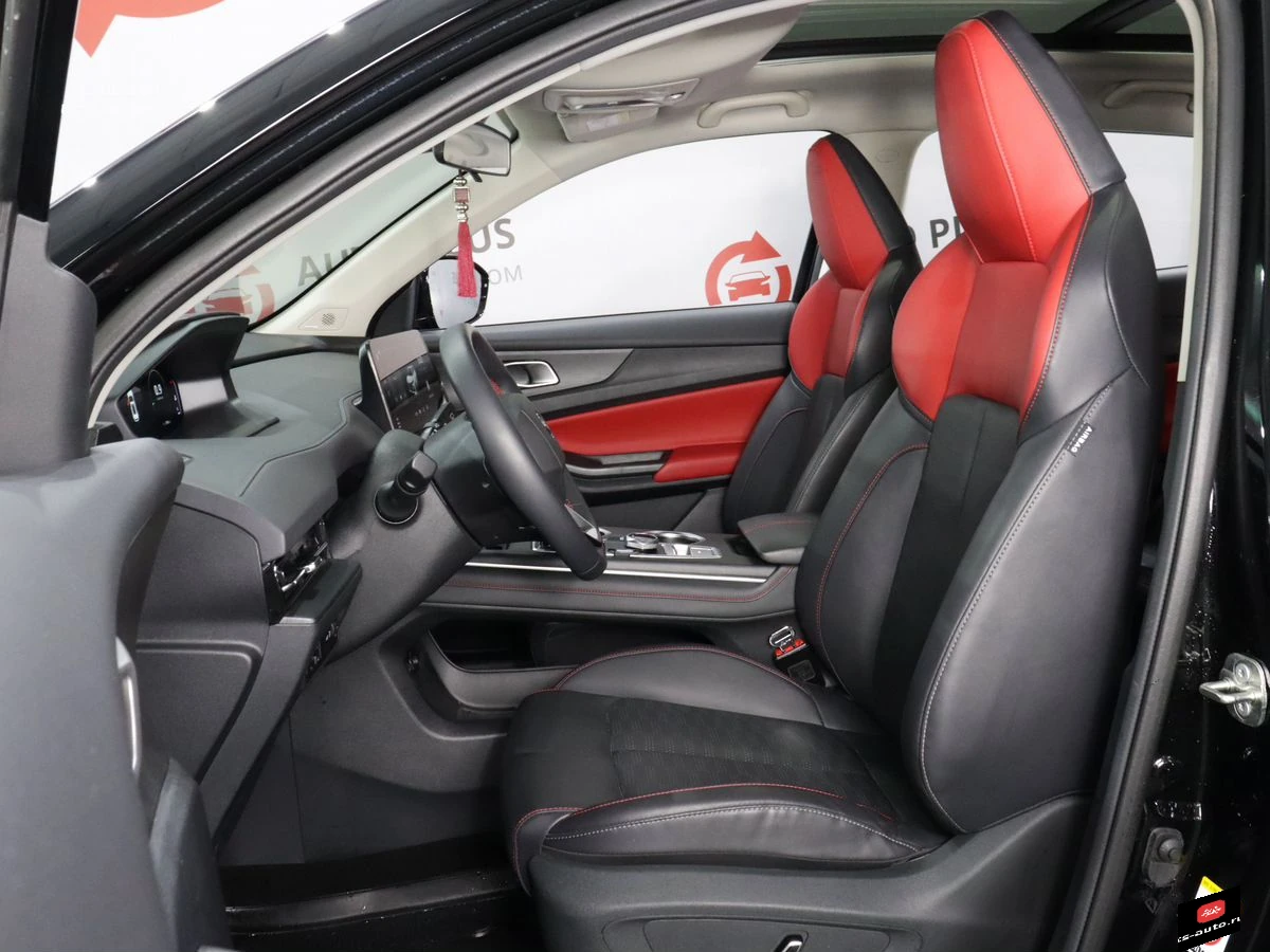 Changan UNI-S (CS55 Plus), 2024г, передний привод, робот