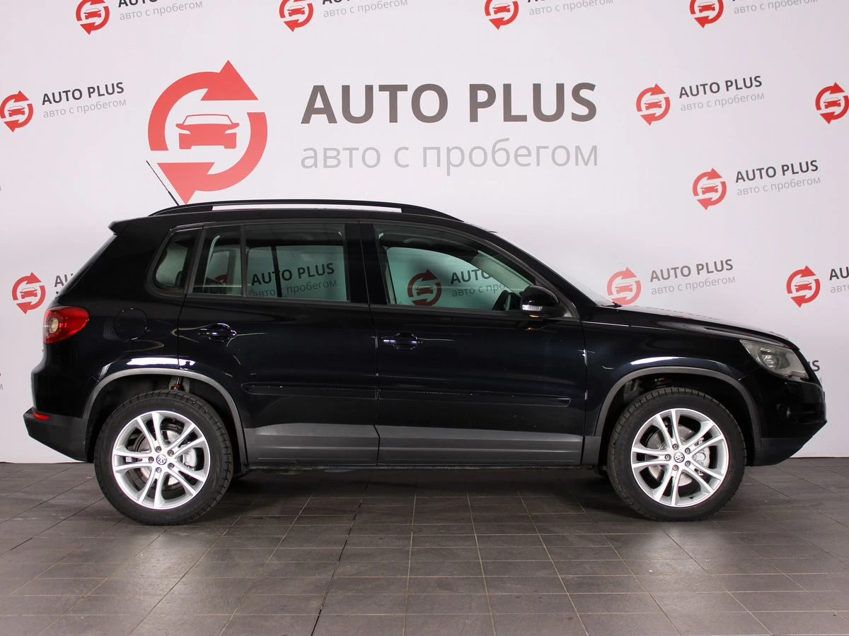 Volkswagen Tiguan, 2009г, полный привод, автомат