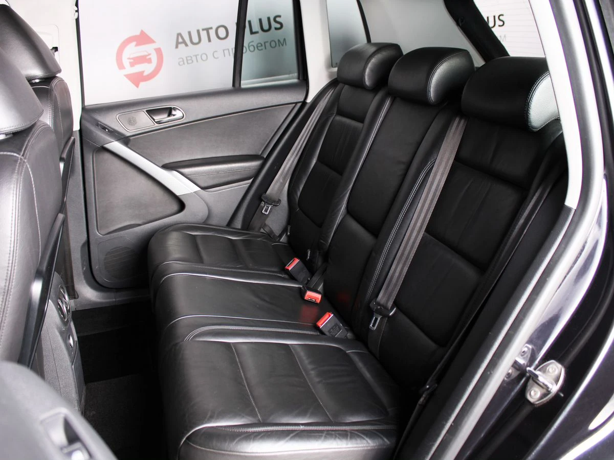 Volkswagen Tiguan, 2009г, полный привод, автомат