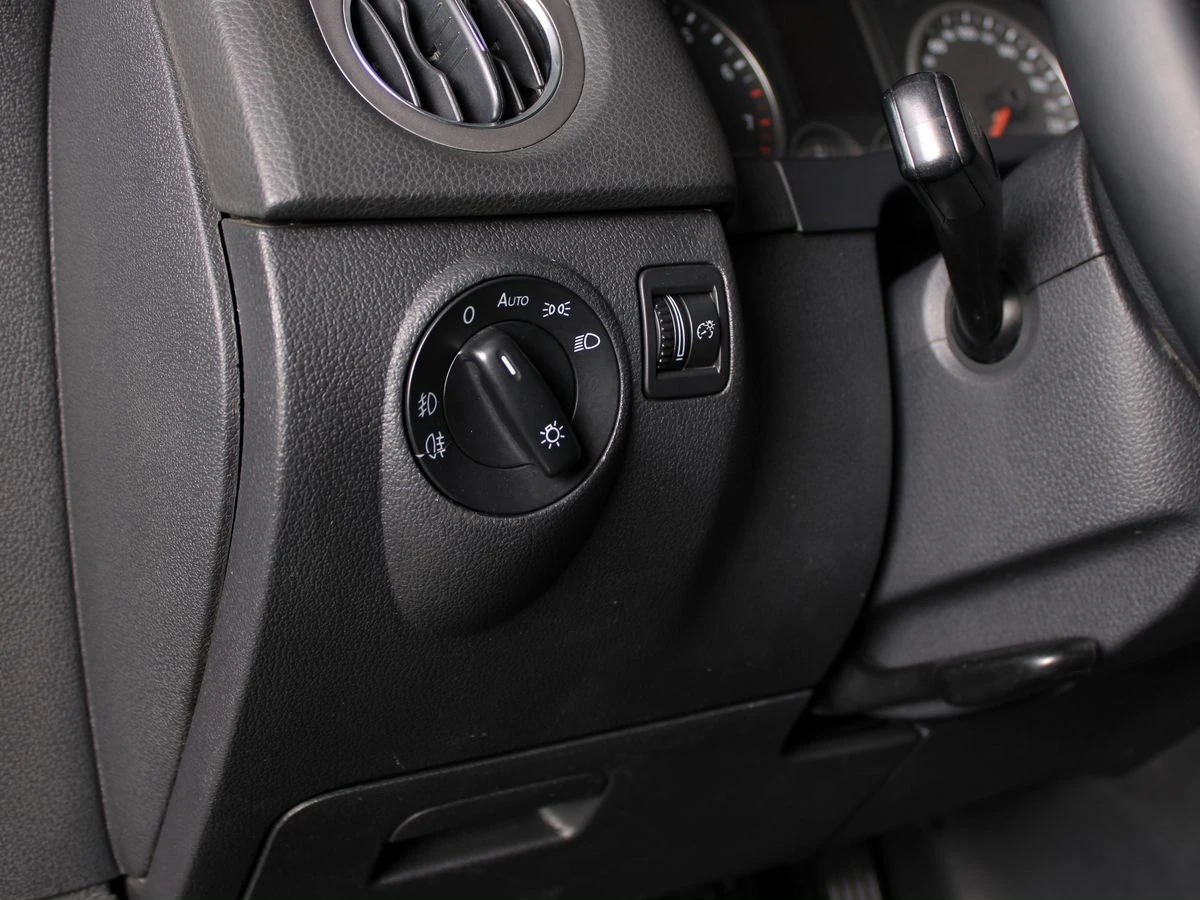 Volkswagen Tiguan, 2009г, полный привод, автомат