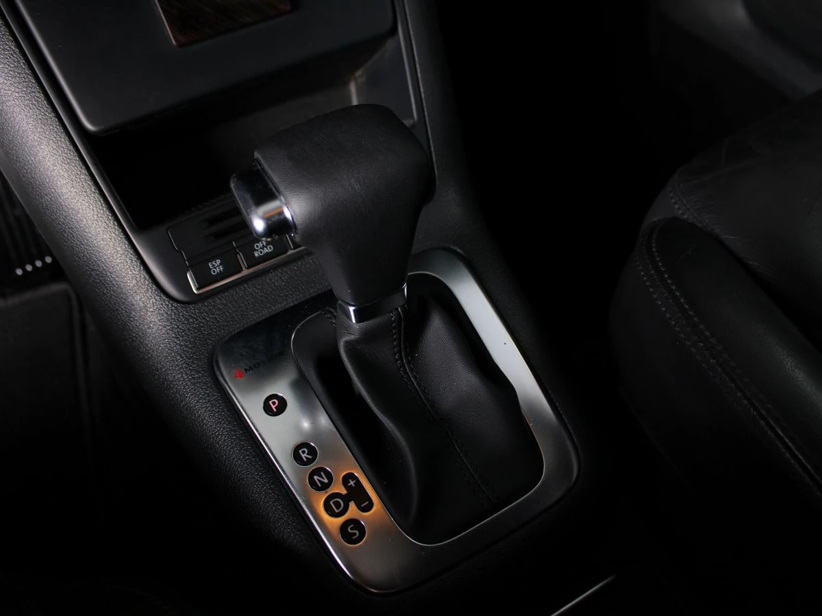 Volkswagen Tiguan, 2009г, полный привод, автомат