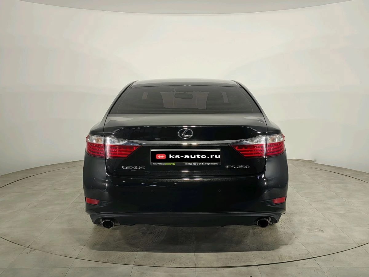 Lexus ES, 2015г, передний привод, автомат