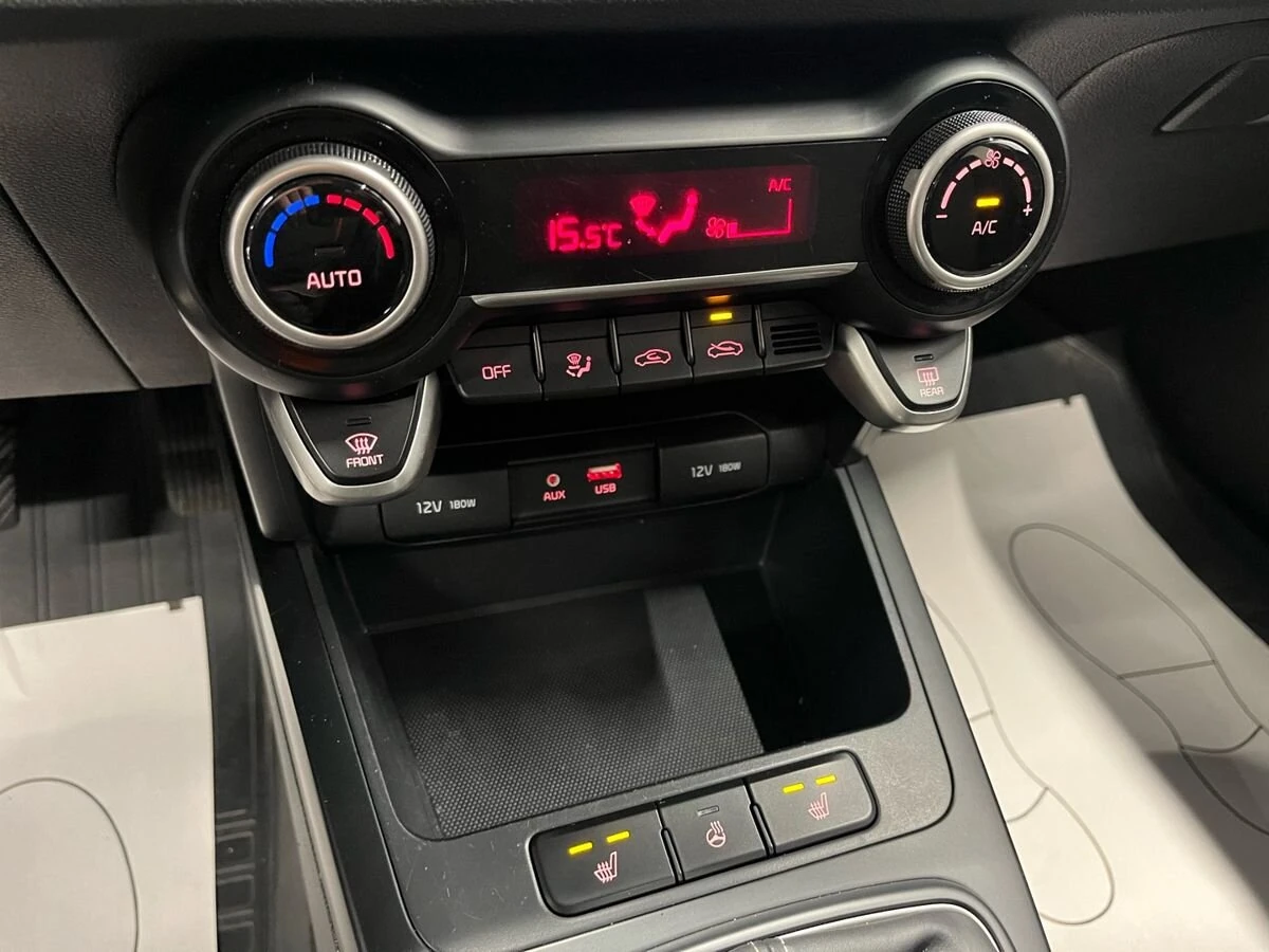 Kia Rio, 2018г, передний привод, механика