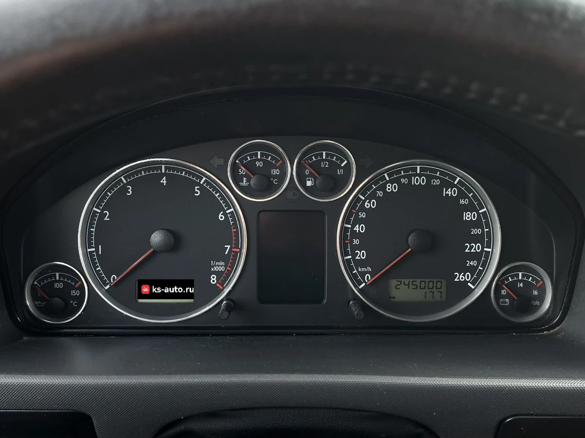 Volkswagen Sharan, 2003г, передний привод, автомат