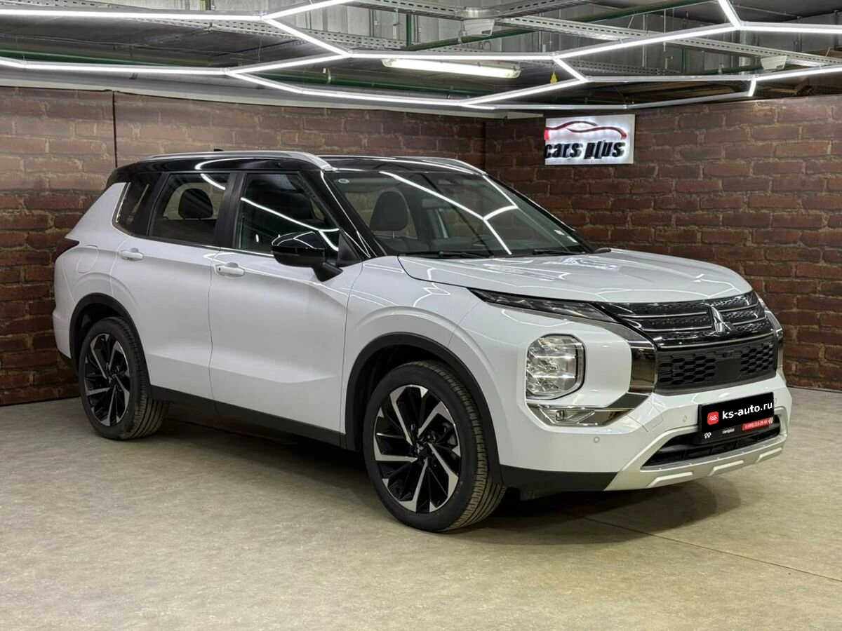 Mitsubishi Outlander, 2023г, полный привод, вариатор