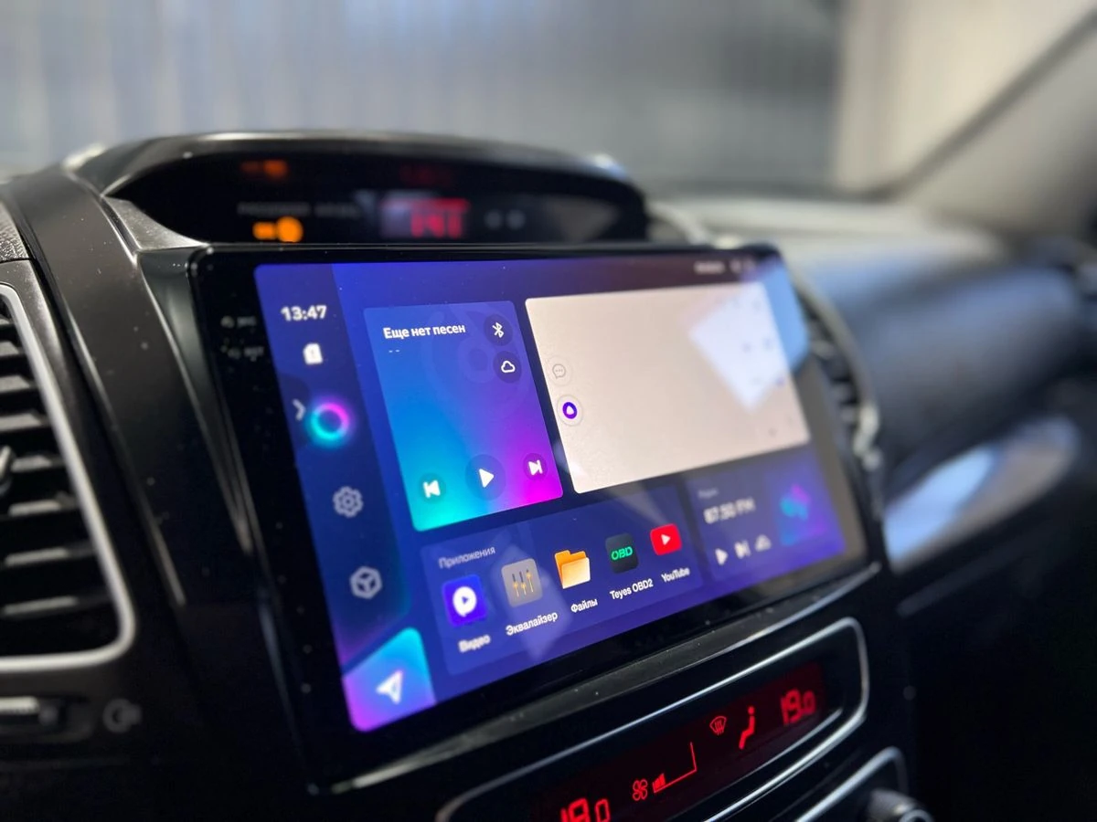 Kia Sorento, 2015г, полный привод, автомат