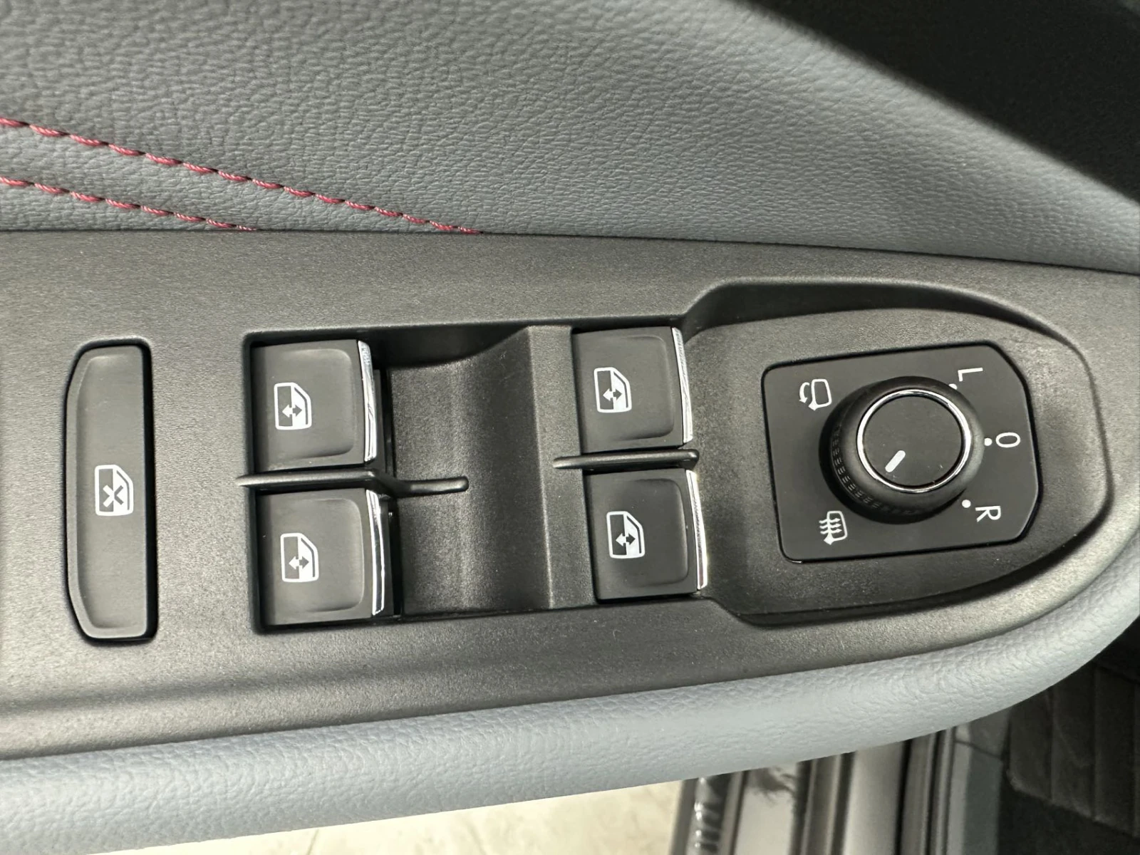 Volkswagen Lamando, 2022г, передний привод, робот