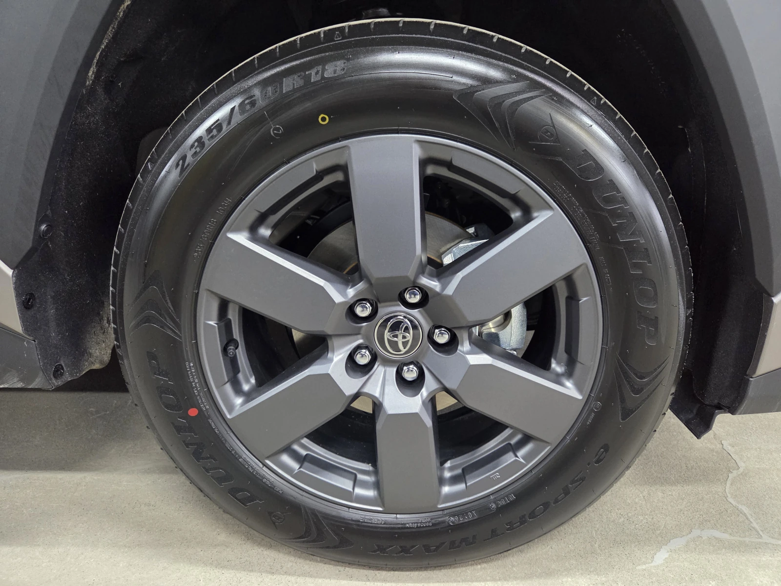 Toyota RAV4, 2026г, полный привод, вариатор