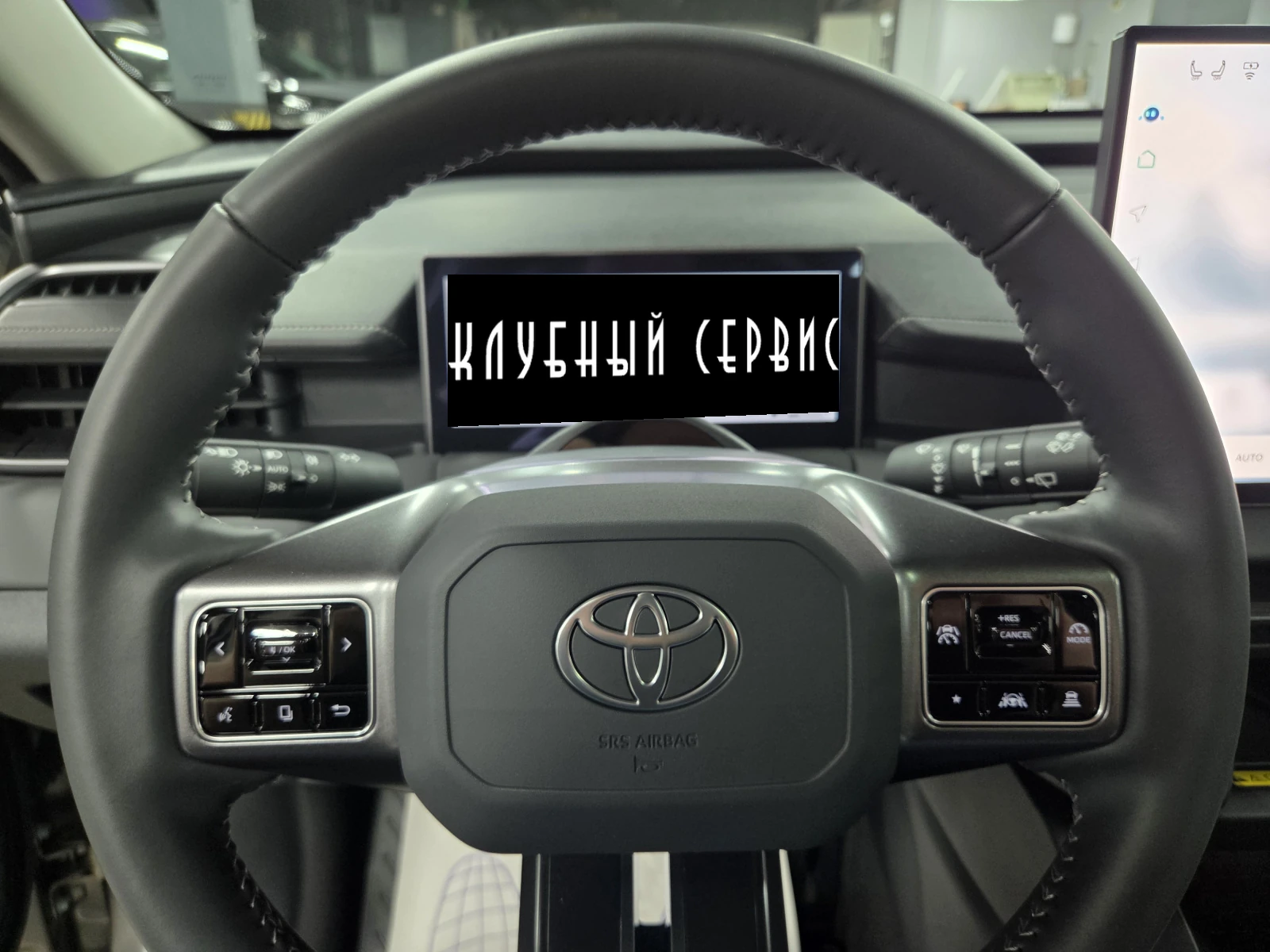 Toyota RAV4, 2026г, полный привод, вариатор