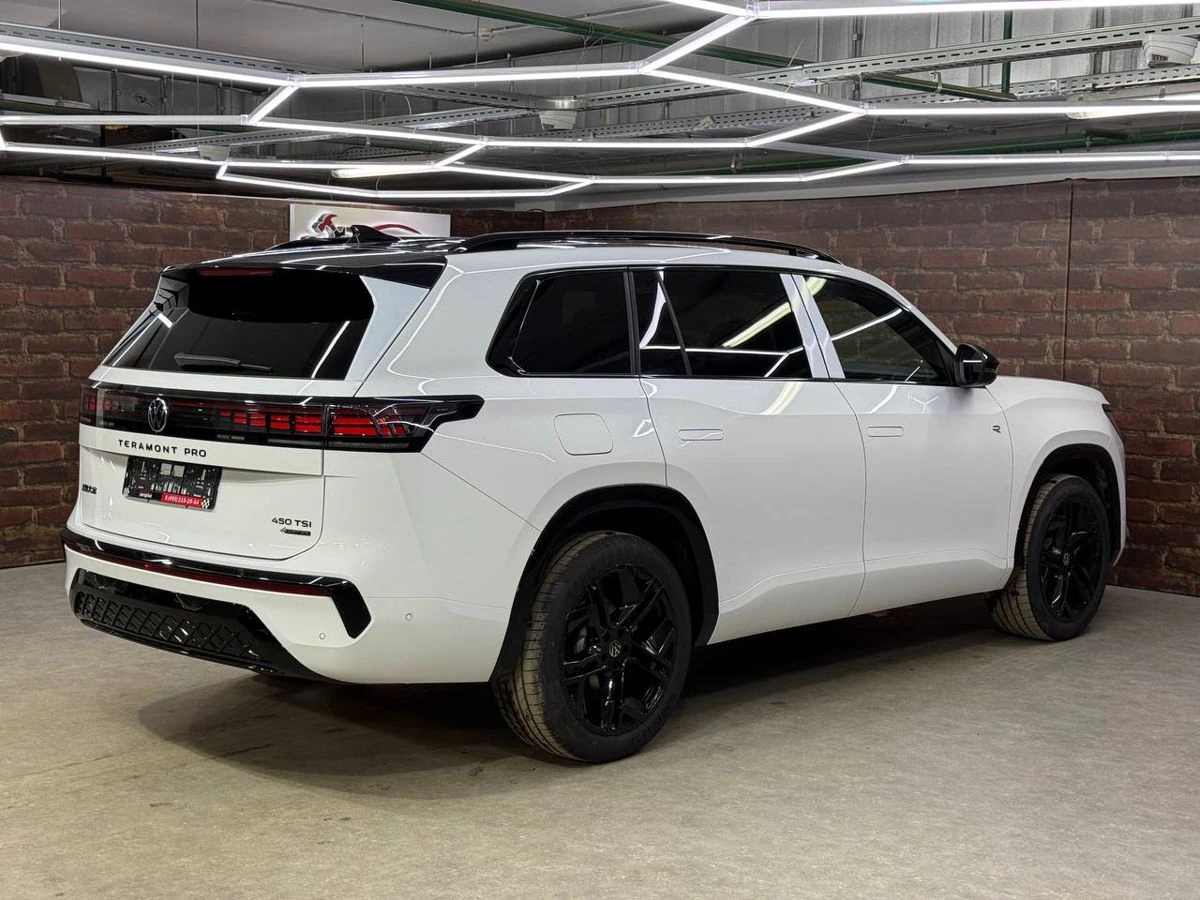 Volkswagen Teramont, 2026г, полный привод, робот