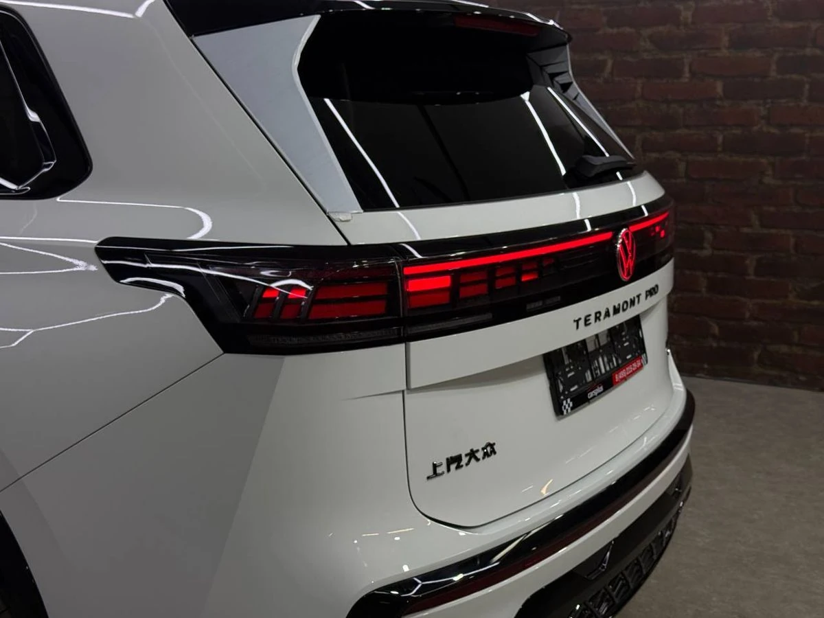 Volkswagen Teramont, 2026г, полный привод, робот