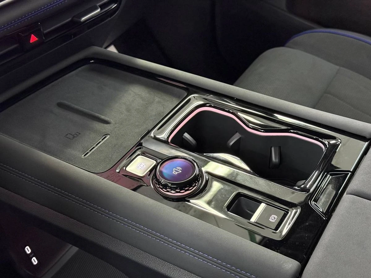 Volkswagen Teramont, 2026г, полный привод, робот