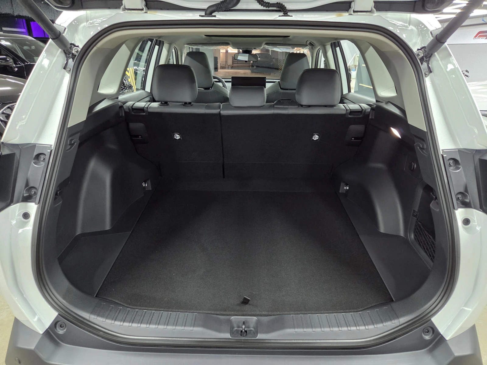 Toyota RAV4, 2026г, полный привод, вариатор