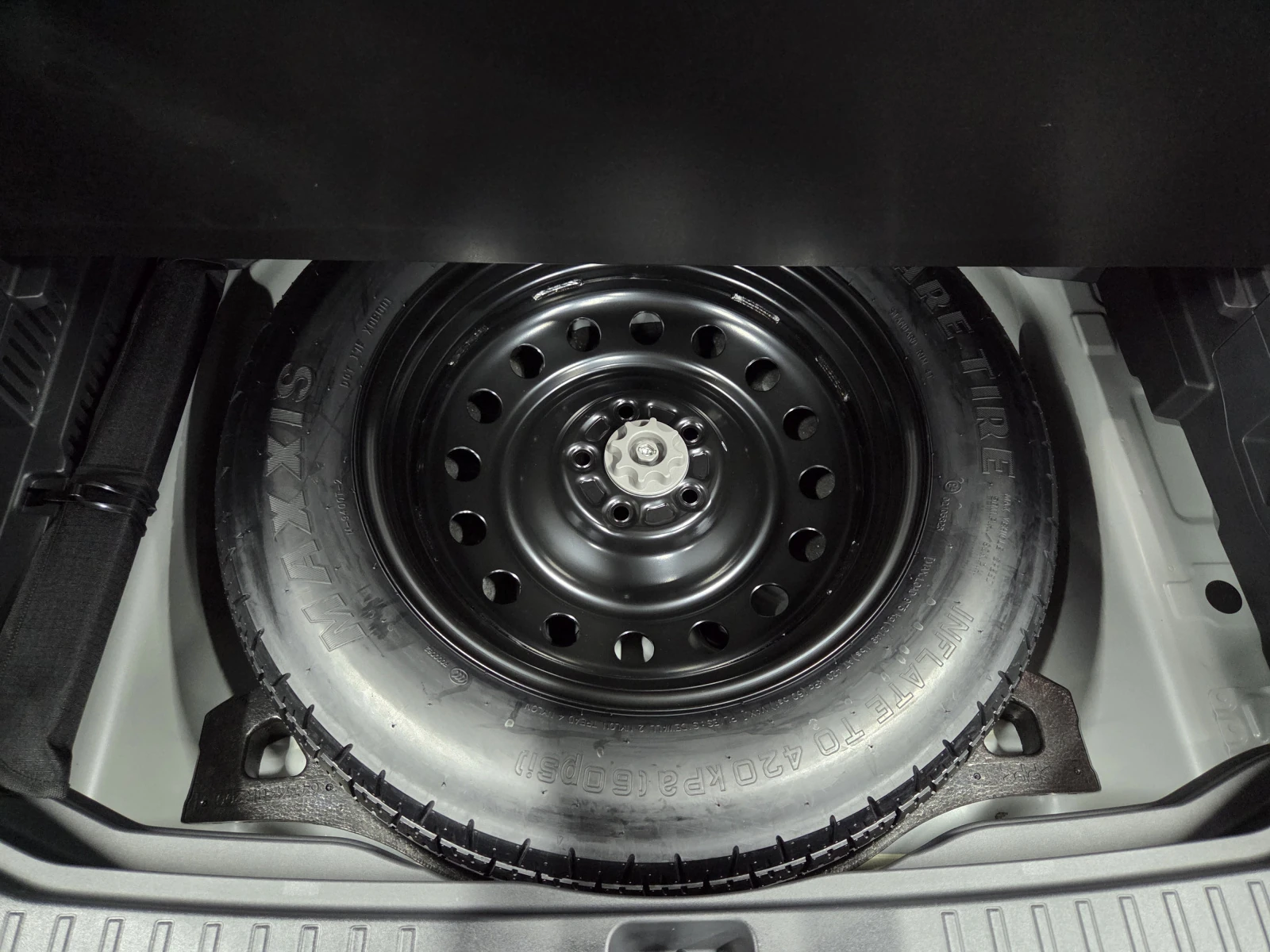 Toyota RAV4, 2026г, полный привод, вариатор