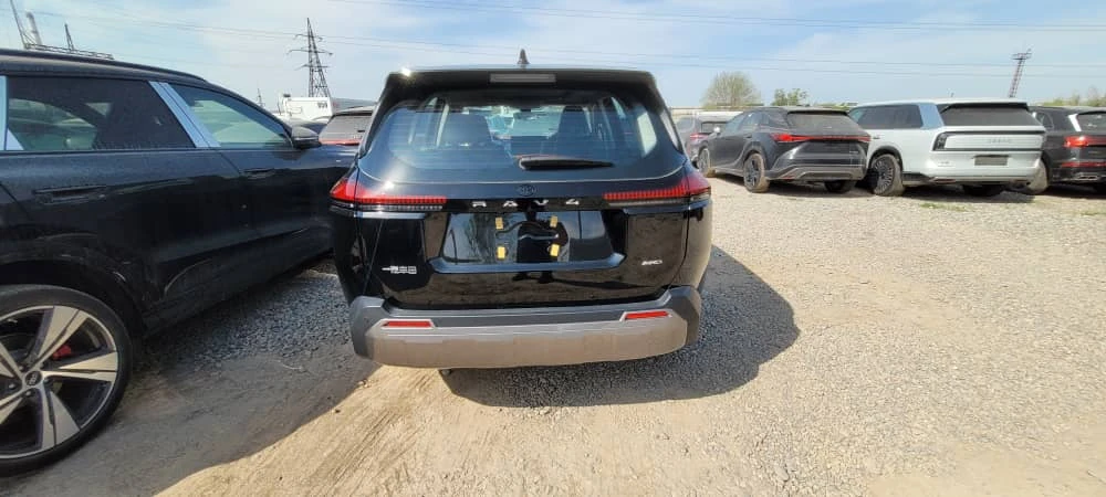 Toyota RAV4, 2026г, полный привод, вариатор