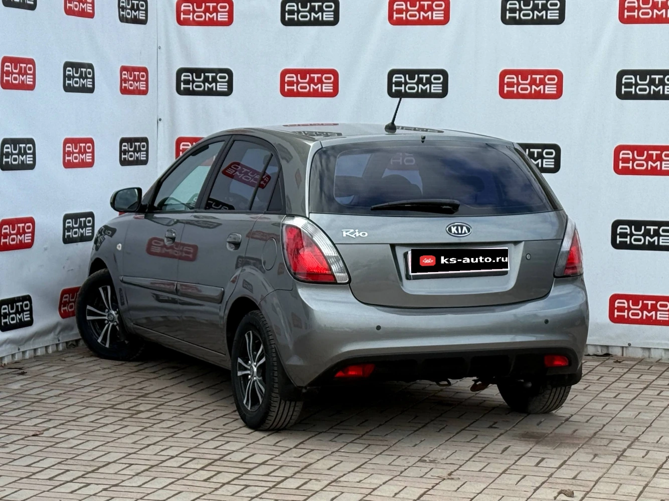 Kia Rio, 2010г, передний привод, автомат