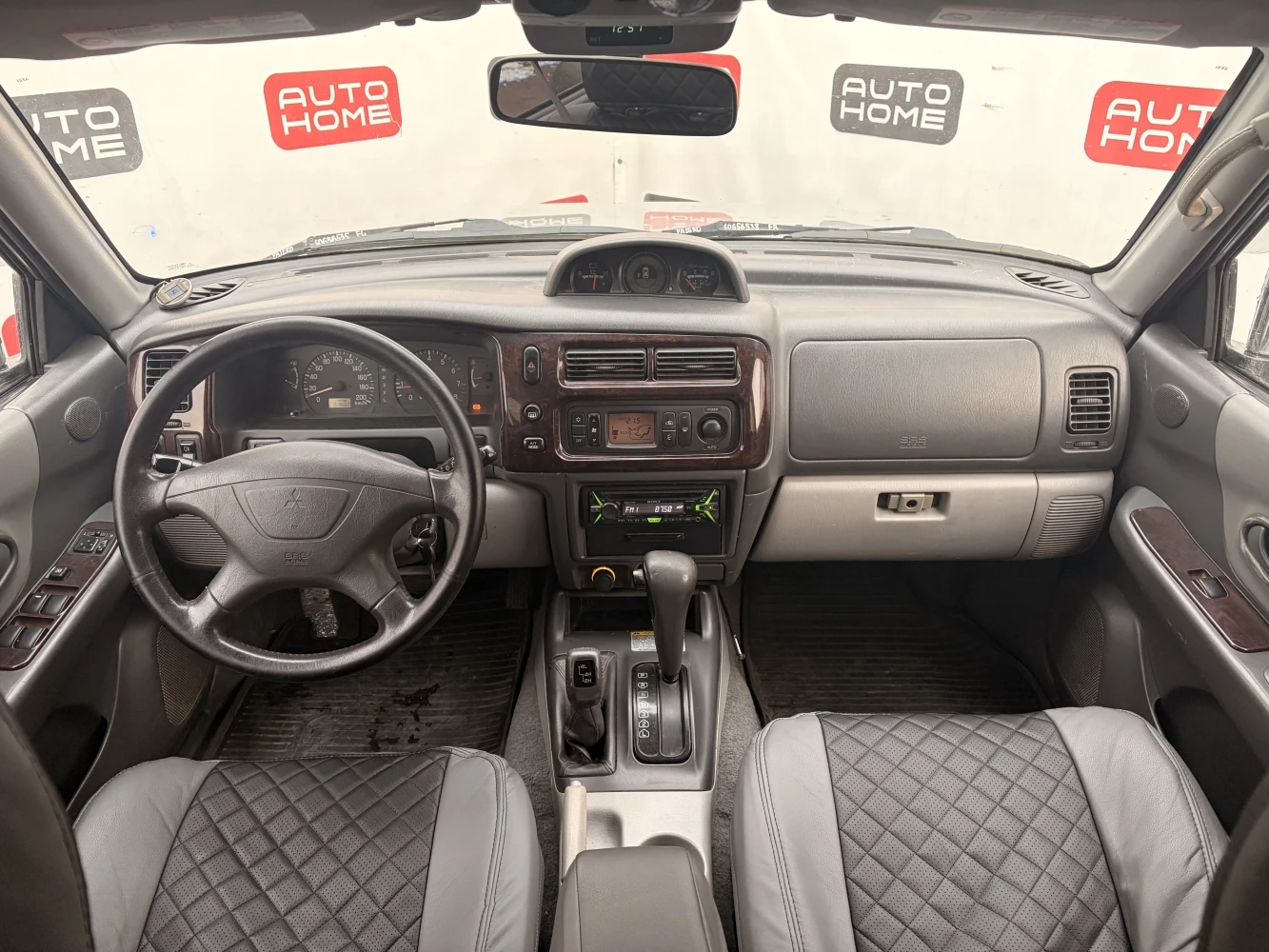 Mitsubishi Pajero Sport, 2003г, передний привод, автомат