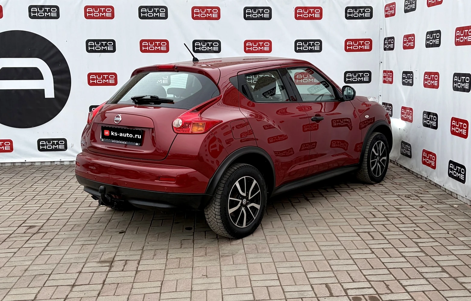 Nissan Juke, 2013г, передний привод, вариатор