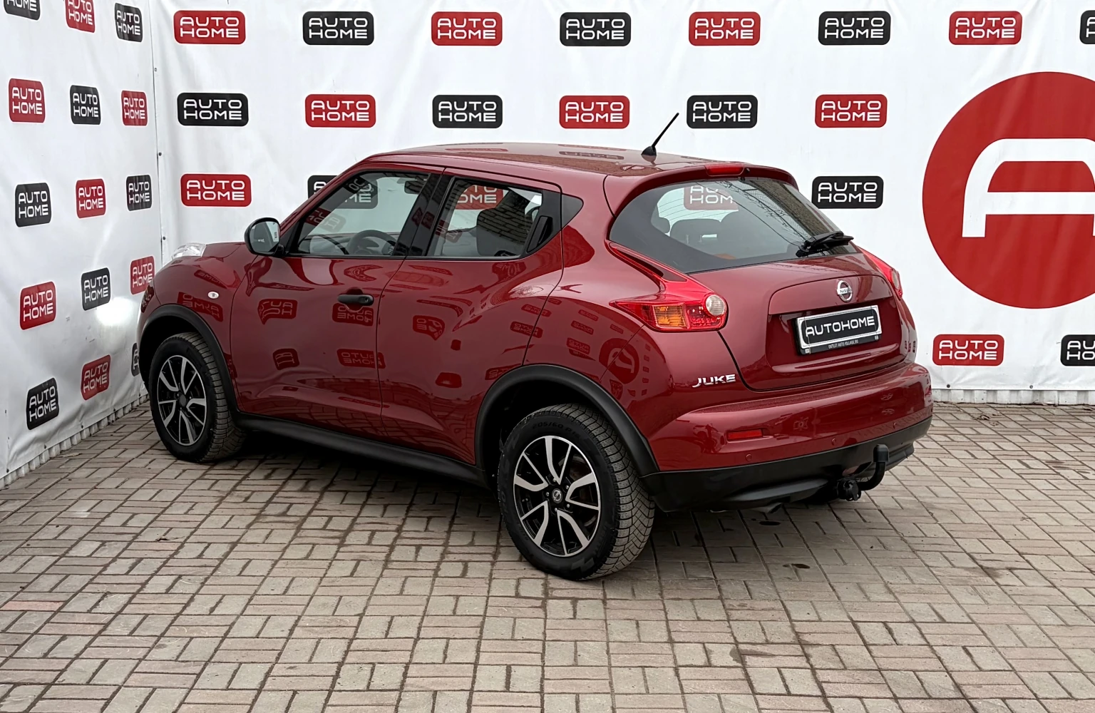 Nissan Juke, 2013г, передний привод, вариатор