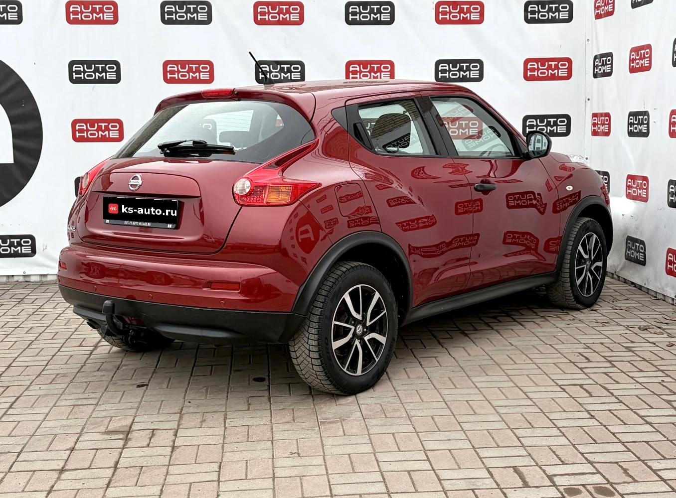 Nissan Juke, 2013г, передний привод, вариатор
