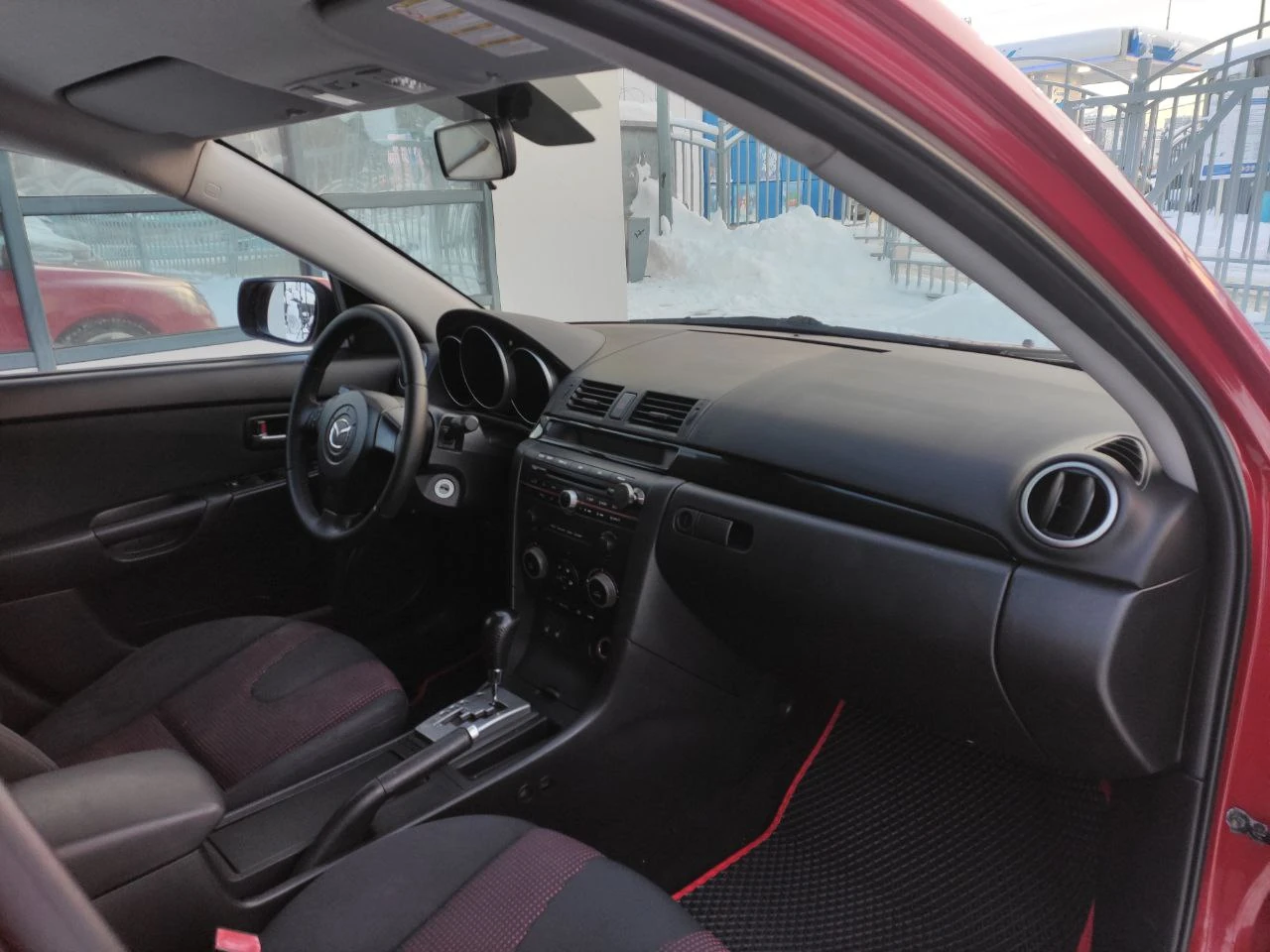 Mazda 3, 2006г, передний привод, автомат